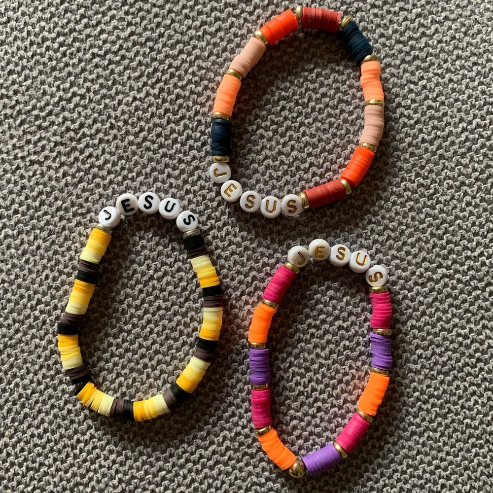 {Handmade} Colorful ‘Jesus’ Bracelet